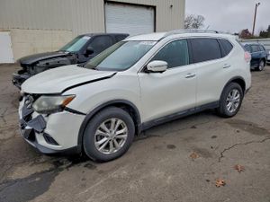 Nissan Rogue S 2.5L 4 2015