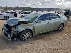 Toyota Avalon XL 3.5L 6 2005