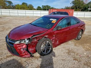 Toyota Camry LE 2.5L 4 2015