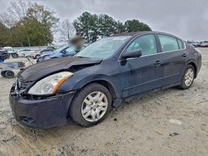 Nissan Altima BASE 2.5L 4 2010