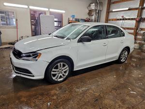 Volkswagen Jetta BASE 2 L 4 2015