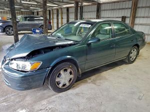 Toyota Camry CE 2.2L 4 2001