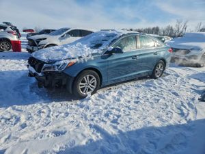 Hyundai Sonata SE 2.4L 4 2015