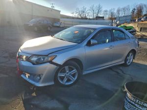 Toyota Camry L 2.5L 4 2014