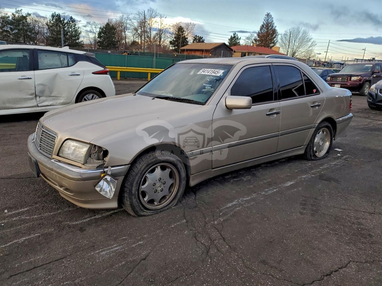 Mercedes-Benz C 230 2.3L 4 1999