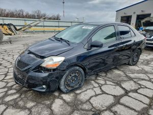 Toyota Yaris 1.5L 4 2010