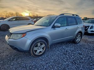 Subaru Forester 2.5X PREMIUM 2.5L 4 2010