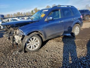Subaru Forester 2.5X PREMIUM 2.5L 4 2012