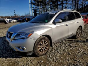 Nissan Pathfinder S 3.5L 6 2015
