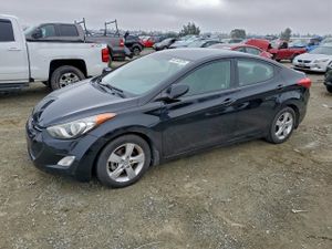 Hyundai Elantra GLS 1.8L 4 2013