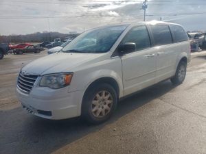 Chrysler Town & Country LX 3.3L 6 2010