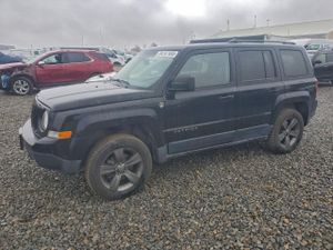 Jeep Patriot LATITUDE 2.4L 4 2015
