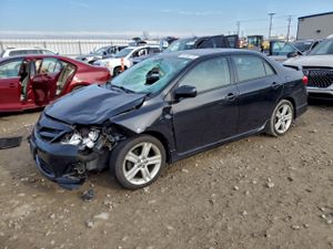 Toyota Corolla BASE 1.8L 4 2013