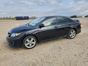Toyota Corolla BASE 1.8L 4 2013