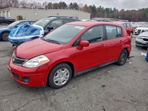 Nissan Versa S 1.8L 4 2011