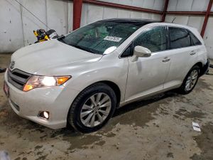 Toyota Venza LE 2.7L 4 2015