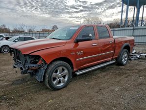 RAM 1500 SLT 5.7L 8 2013