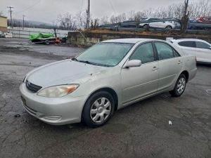 Toyota Camry LE 2.4L 4 2002