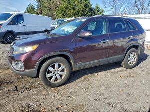 Kia Sorento BASE 2.4L 4 2011