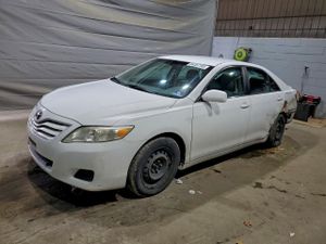 Toyota Camry BASE 2.5L 4 2011