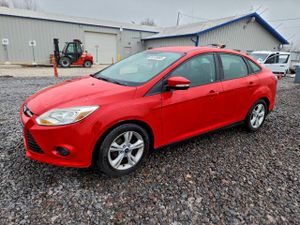 Ford Focus SE 2.0L 4 2014