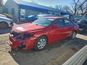 Toyota Camry BASE 2.5L 4 2010