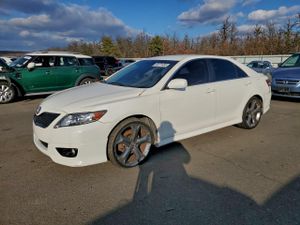 Toyota Camry BASE 2.5L 4 2010