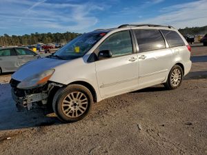 Toyota Sienna XLE 3.5L 6 2009