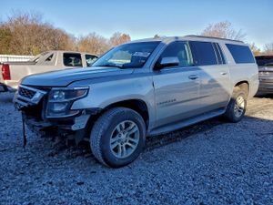 Chevrolet Suburban C1500 LT 5.3L 8 2015