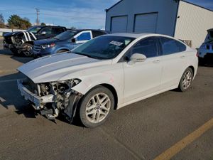 Ford Fusion SE 2.5L 4 2014