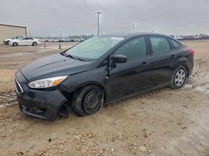 Ford Focus S 2.0L 4 2015