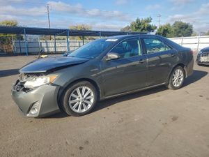 Toyota Camry HYBRID 2.5L 4 2012