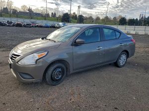 Nissan Versa S 1.6L 4 2015