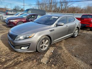 Kia Optima LX 2.4L 4 2015