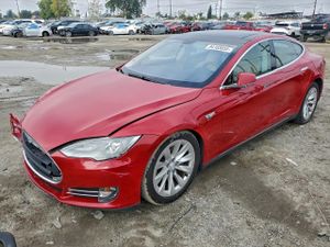 Tesla Model S 2013