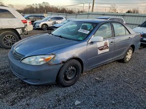Toyota Camry LE 2.4L 4 2003
