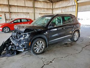 Volkswagen Tiguan S 2.0L 4 2015