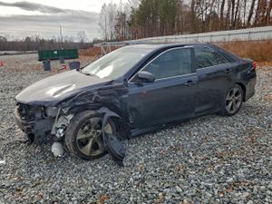 Toyota Camry SE 3.5L 6 2012