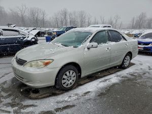 Toyota Camry LE 2.4L 4 2002