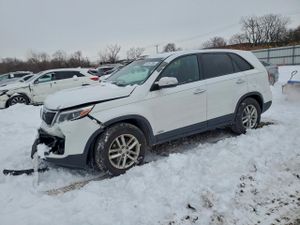 Kia Sorento LX 2.4L 4 2015