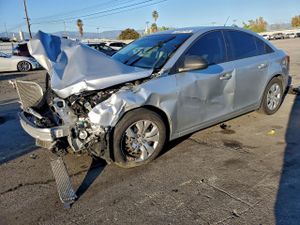 Chevrolet Cruze LS 1.8L 4 2013