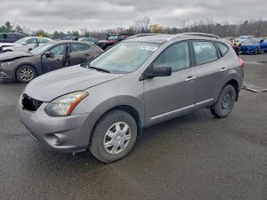 Nissan Rogue S 2.5L 4 2014