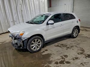 Mitsubishi Outlander SE 2.0L 4 2015