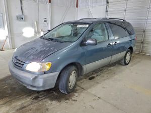 Toyota Sienna LE 3.0L 6 2001