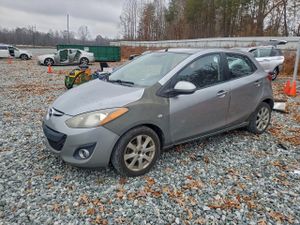 Mazda 2 1.5L 4 2013