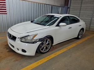Nissan Maxima S 3.5L 6 2010