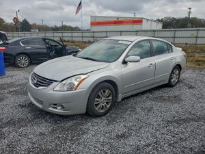 Nissan Altima BASE 2.5L 4 2011