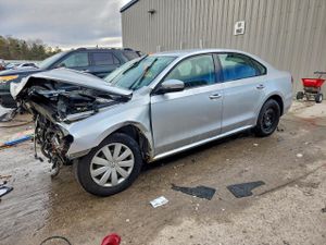 Volkswagen Passat S 2.5L 5 2013