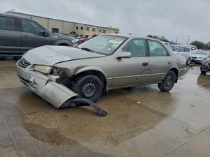 Toyota Camry CE 2.2L 4 1999