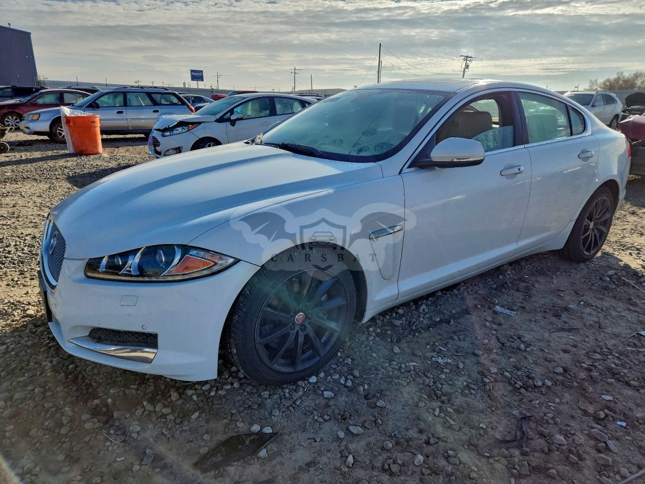Jaguar XF 2.0T PREMIUM 2.0L 4 2015